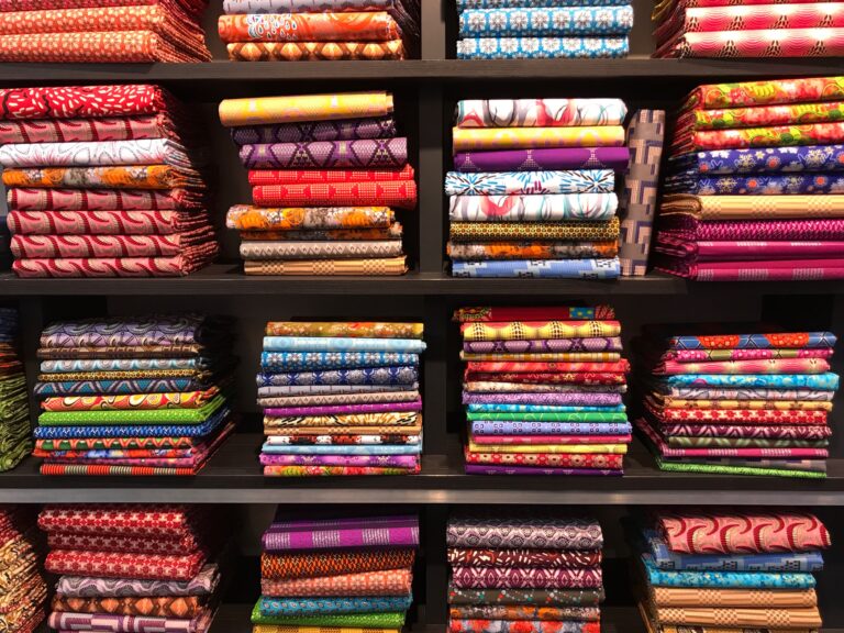 piles-of-colourful-african-fabric